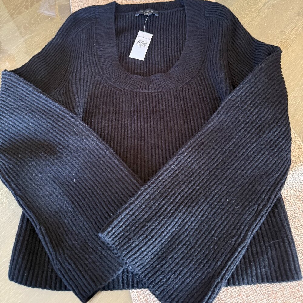 Ann Taylor Sweater, new with tag